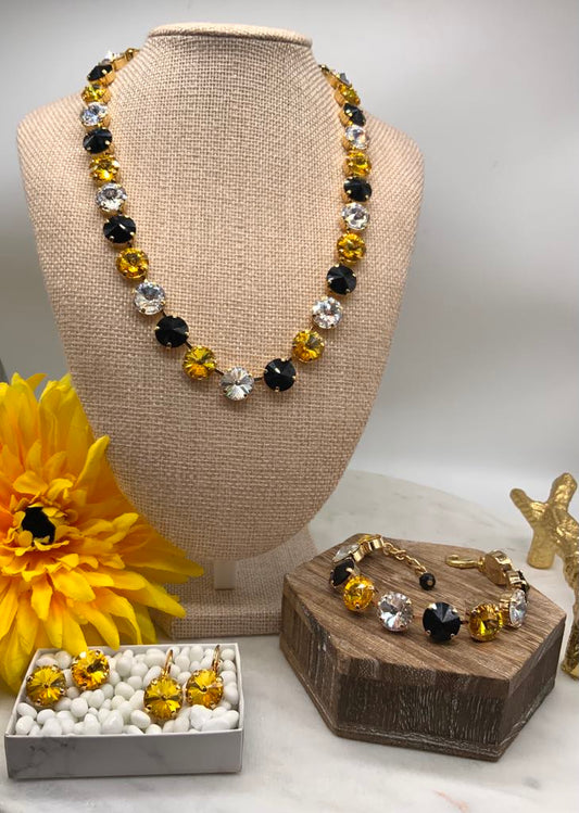 12mm Black & Gold Full Necklace in Gold Metals and Matching pieces