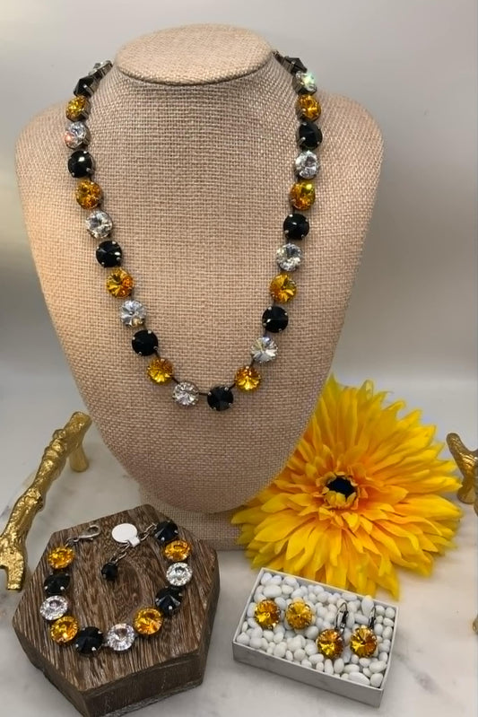 12mm Black & Gold Full Necklace and Matching Bracelet  / Earrings