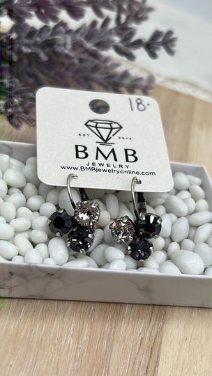 6mm 3 Crystal dangle Earrings in Black and Crystal