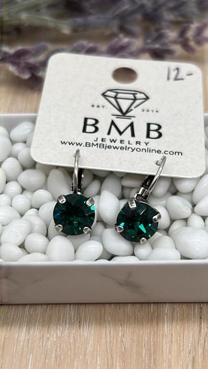 8mm dangle earrings- Emerald Green