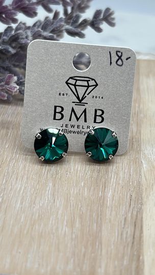 12mm Stud Earrings - Emerald Green