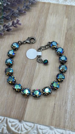 Black Diamond Base with AB Shimmer Glaze  8 mm Bracelet